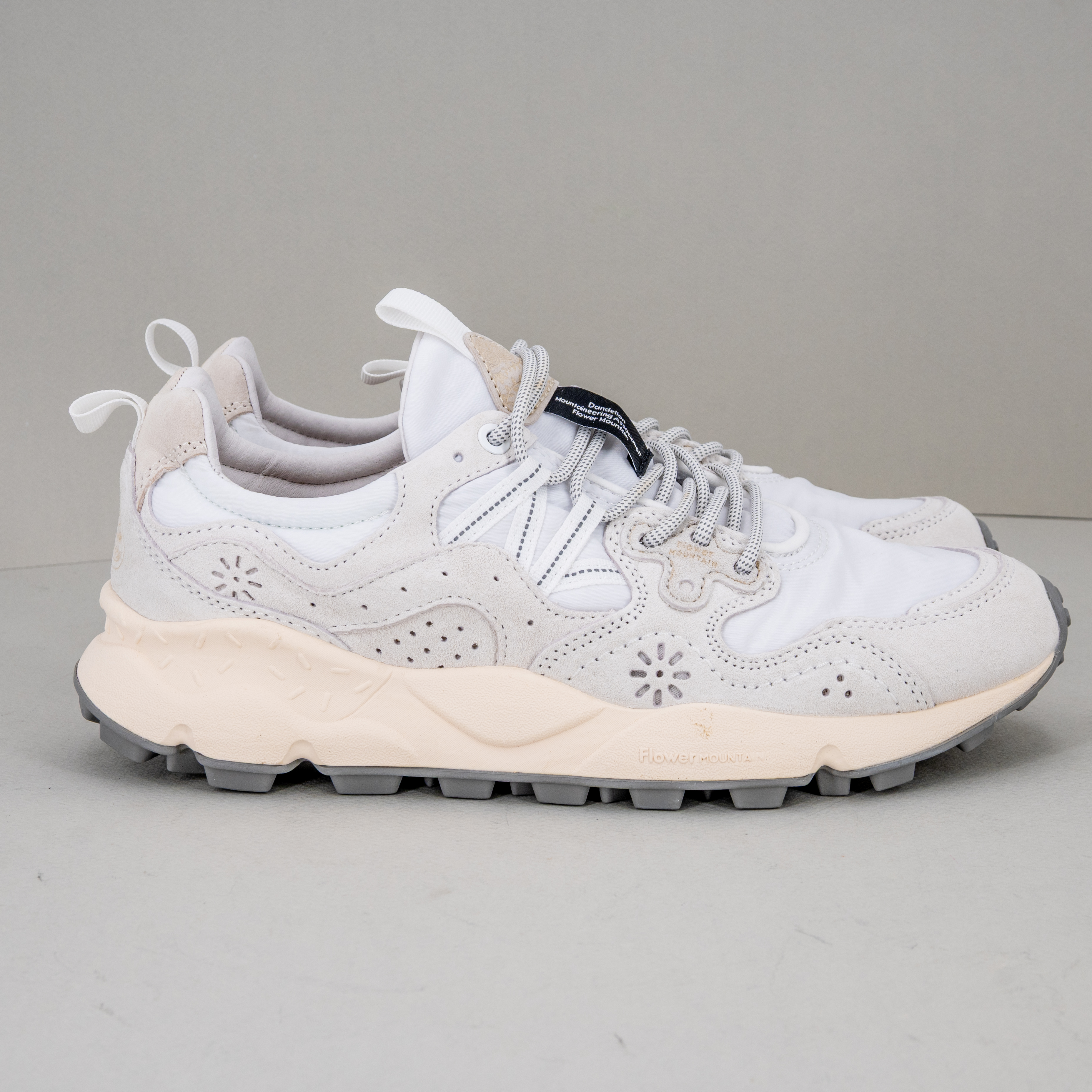 scarpa sportiva uomo Flower Mountain colore bianco