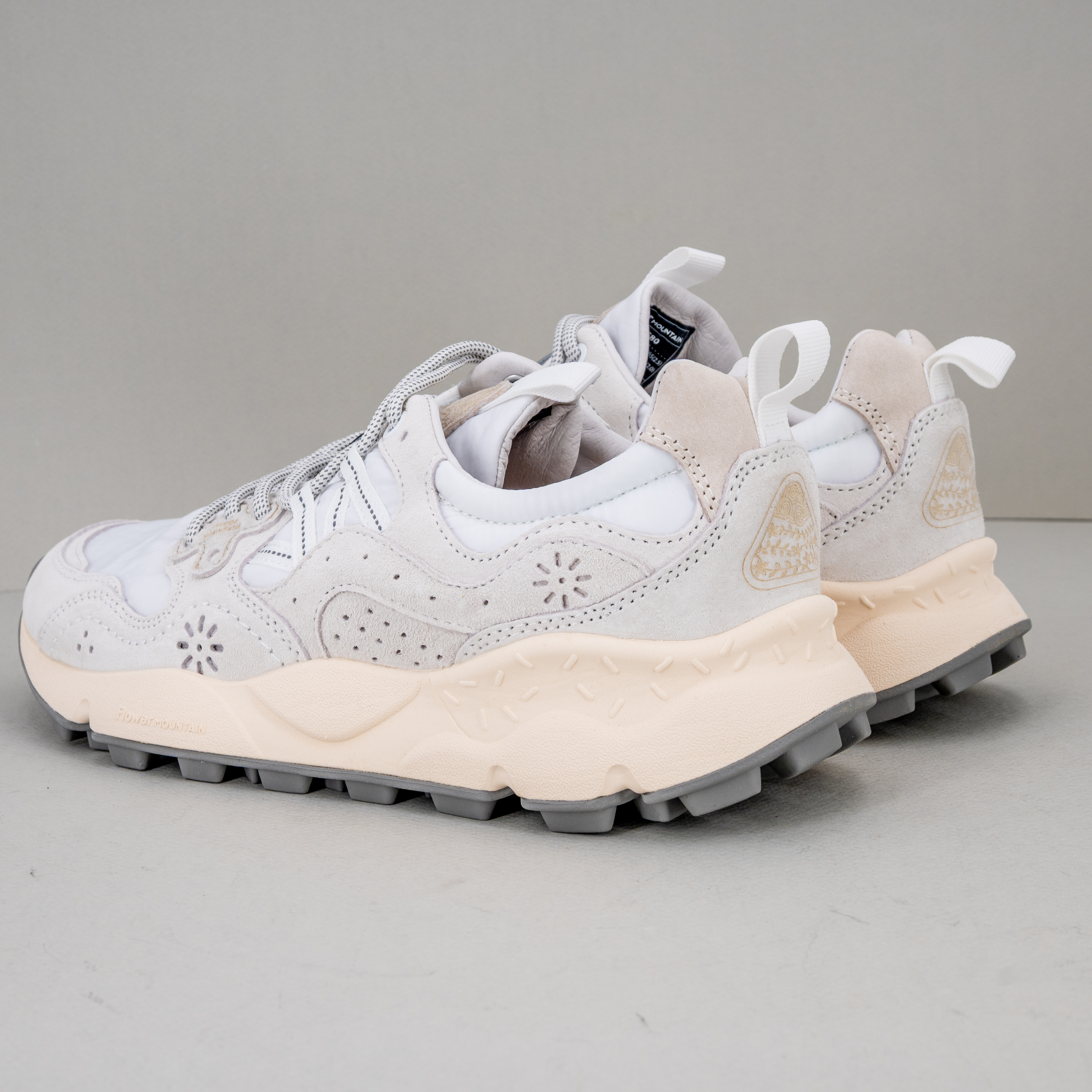 scarpa sportiva uomo Flower Mountain colore bianco