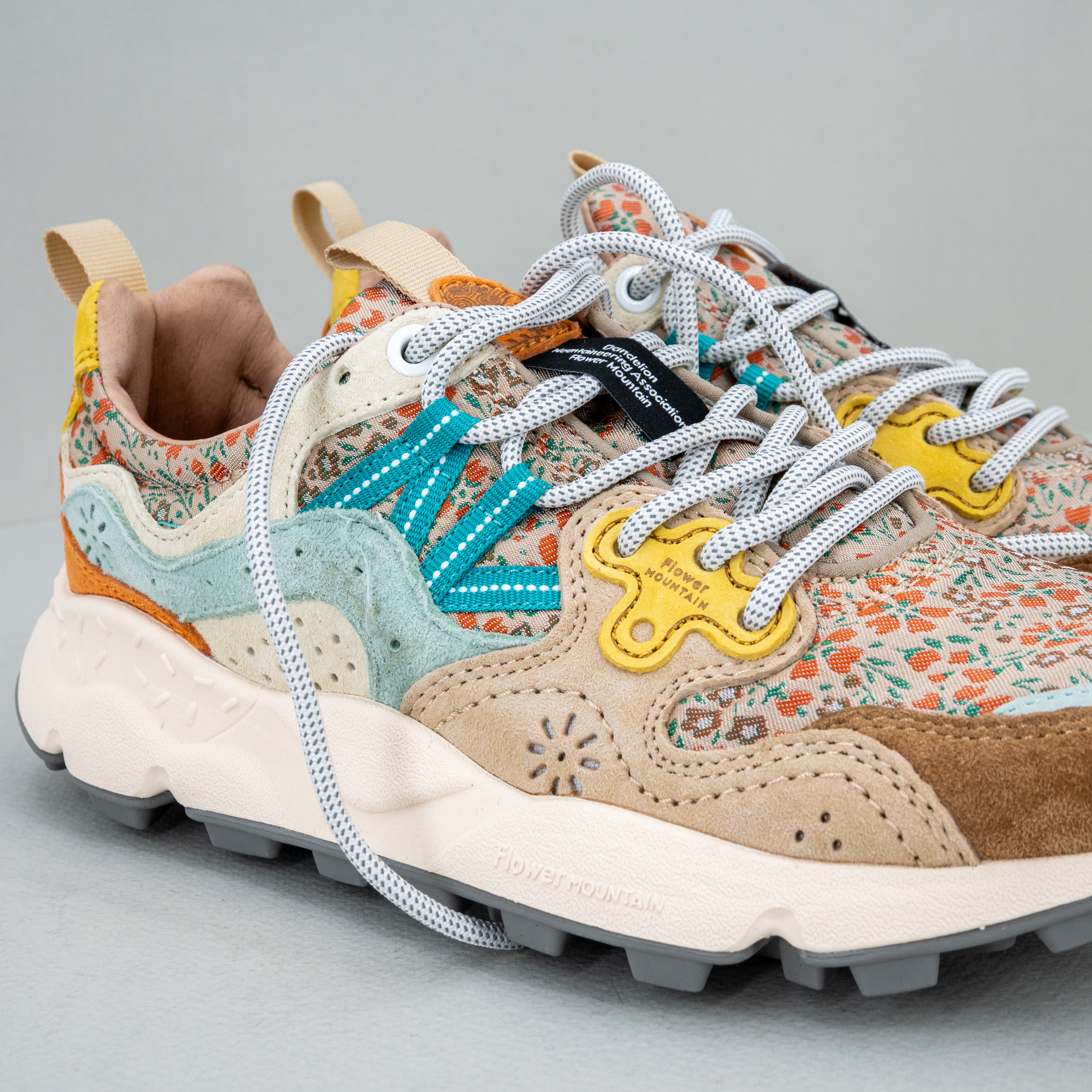 scarpa sportiva da donna Flower Mountain a fiori