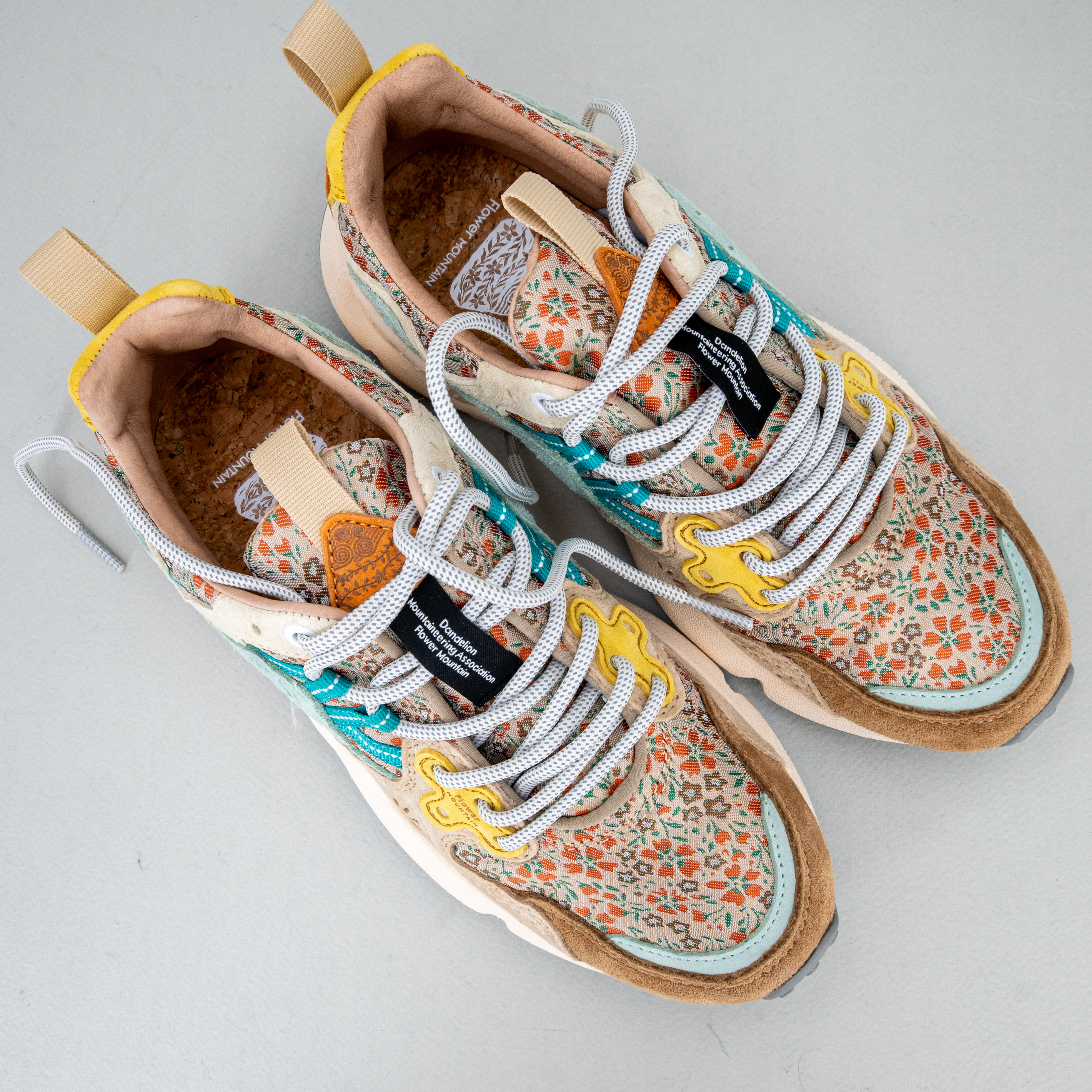 scarpa sportiva da donna Flower Mountain a fiori