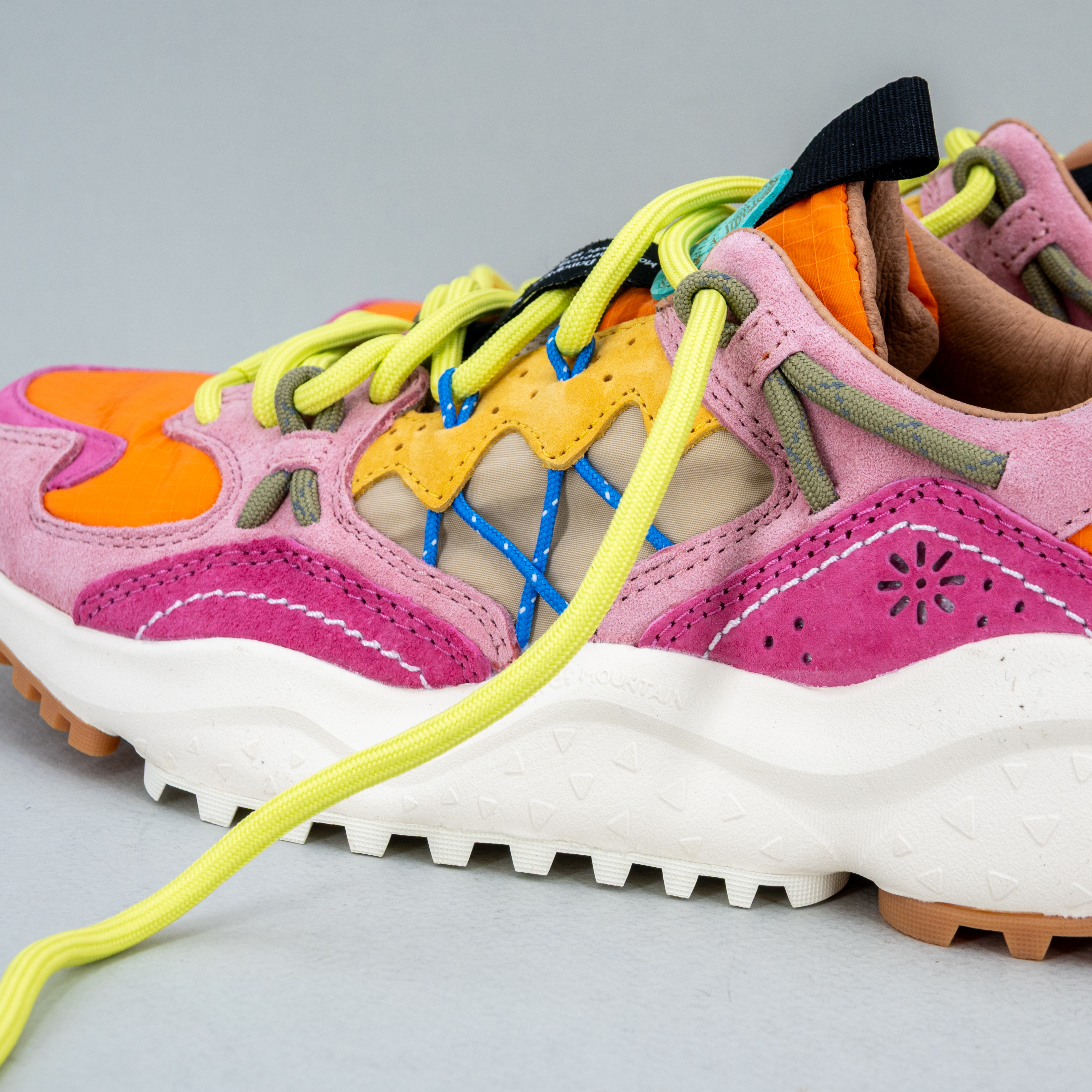 scarpa sportiva da donna Flower Mountain arancio e fucsia