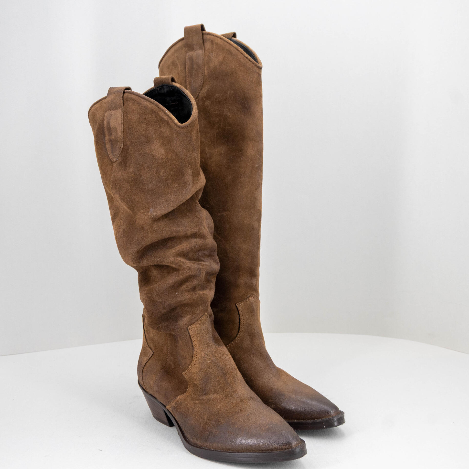 stivale alto donna in camoscio marrone