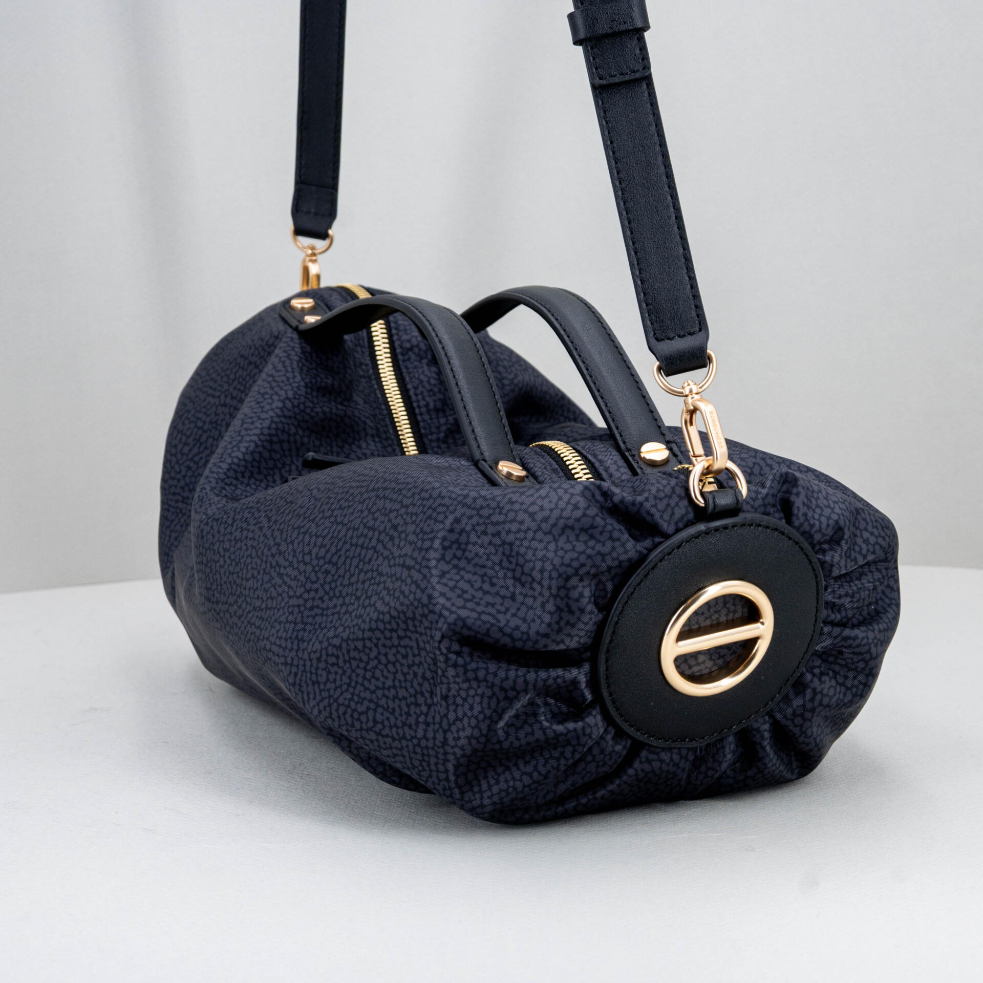 borsa bauletto donna colore nero