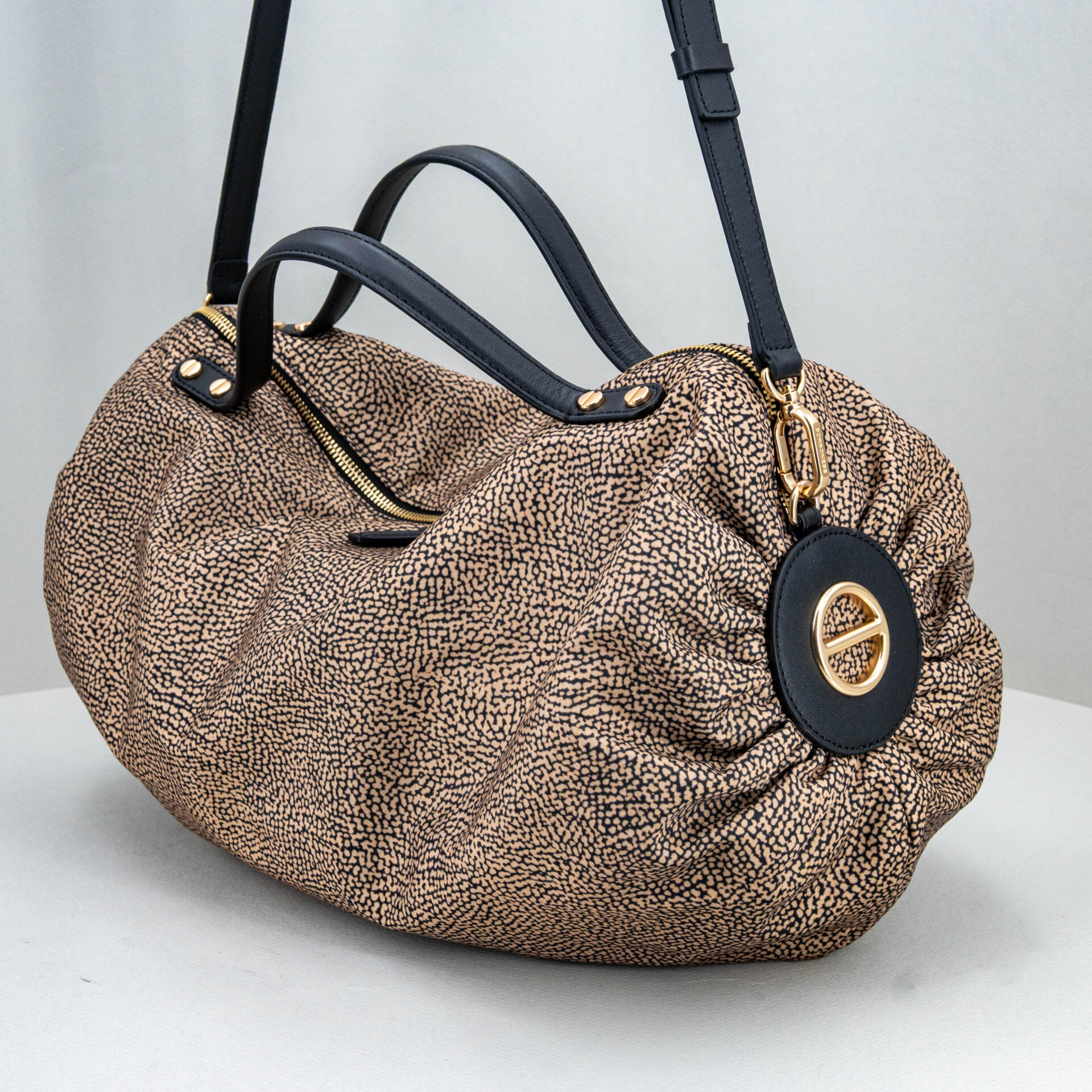 borsa da donna a tracolla colore marrone