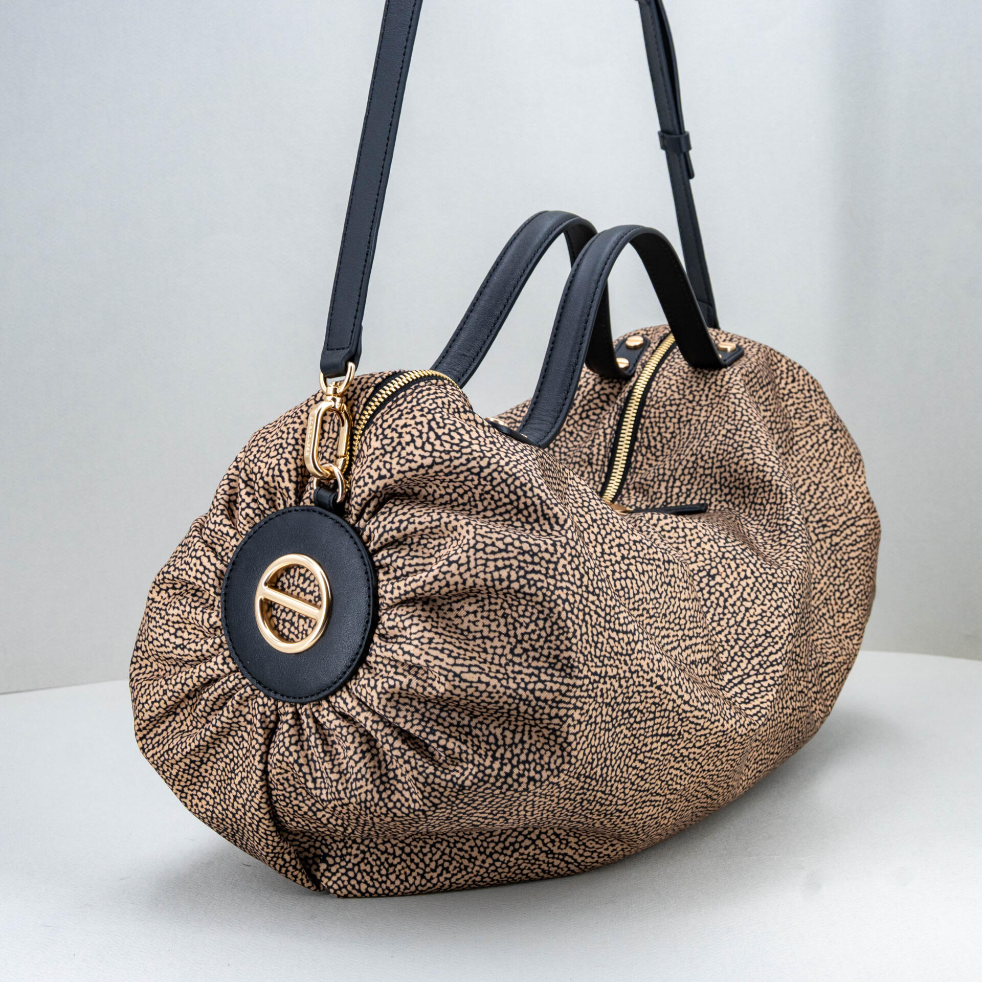 borsa da donna a tracolla colore marrone