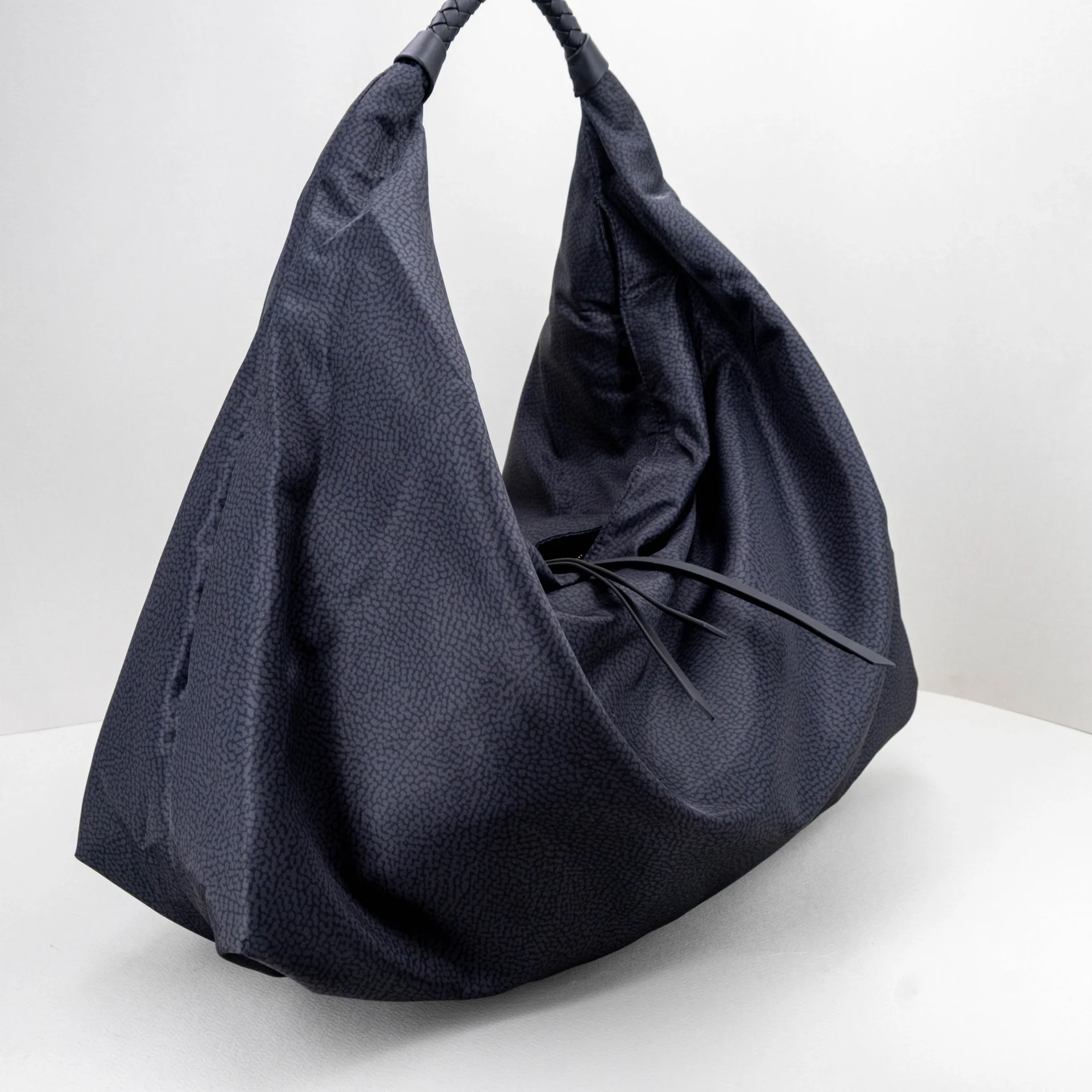 borsa a spalla da donna colore nero