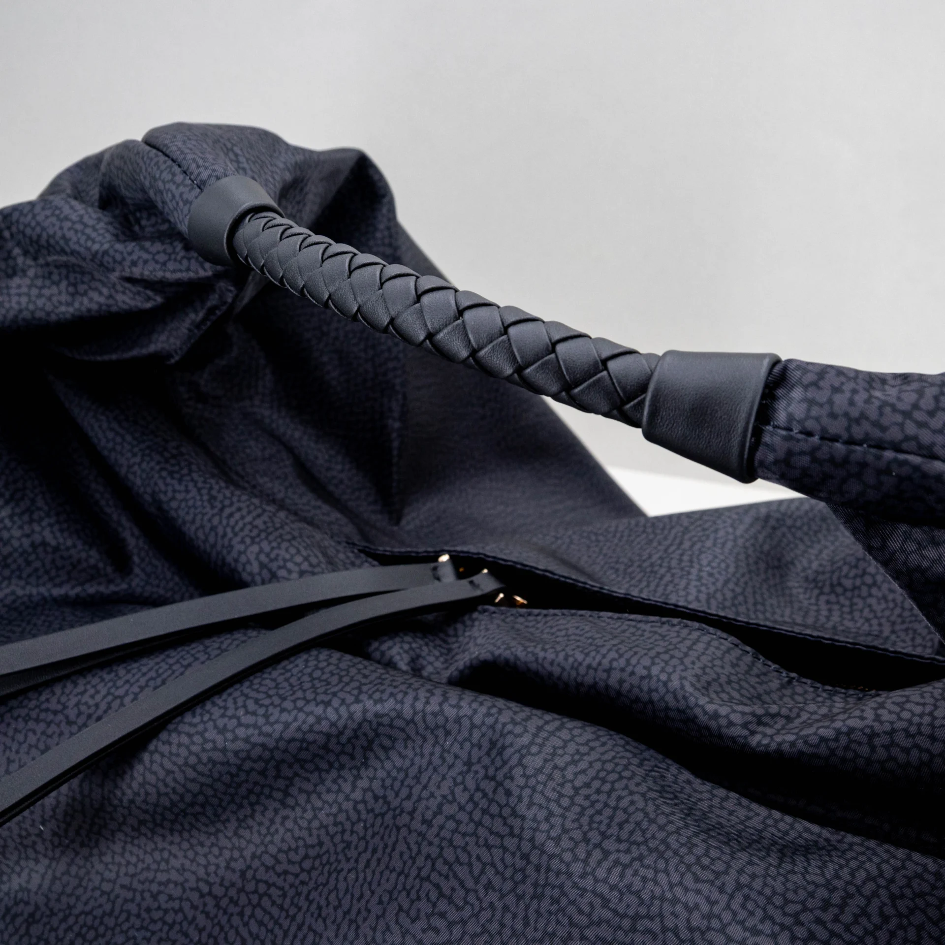 borsa a spalla da donna colore nero