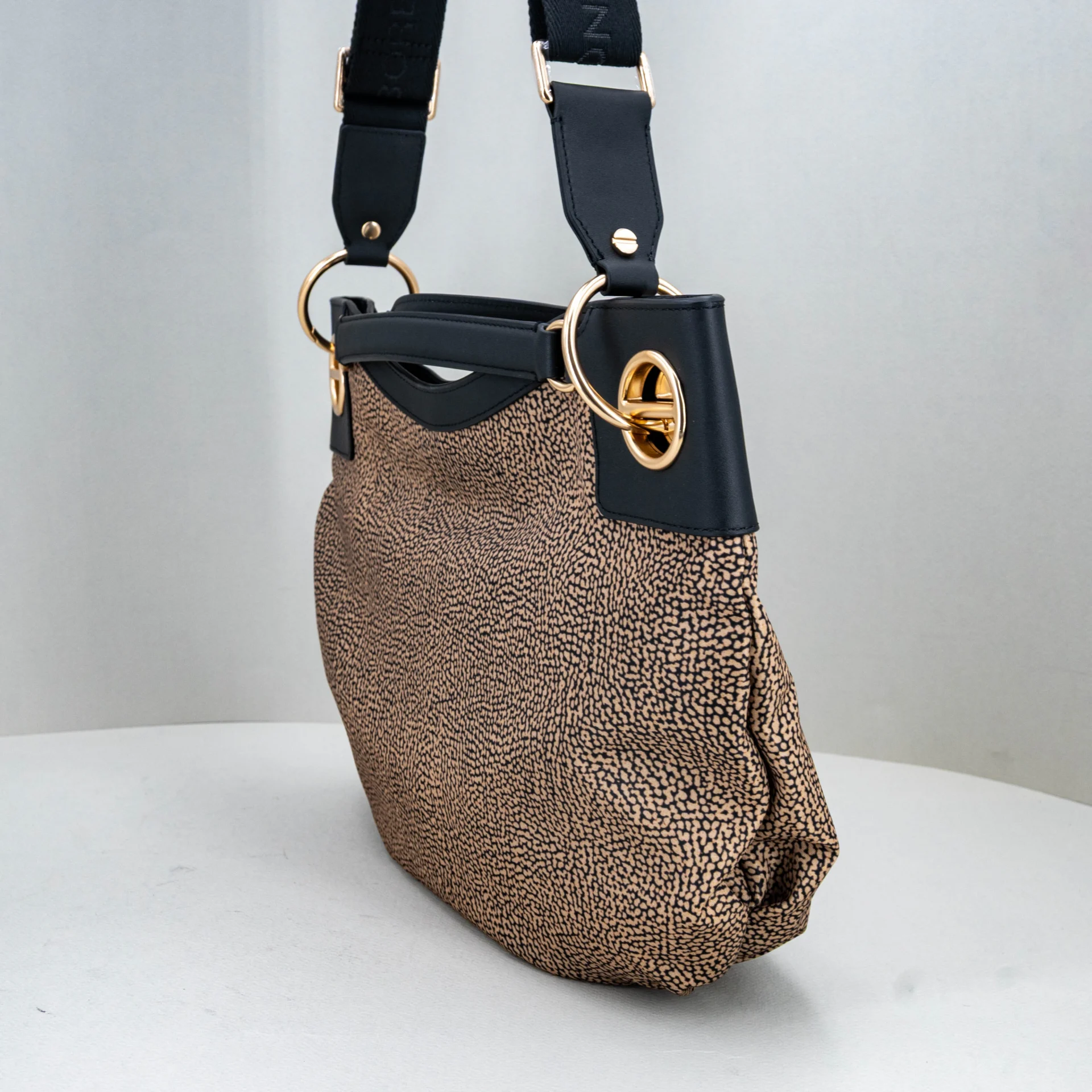 borsa da donna a spalla elegante colore marrone