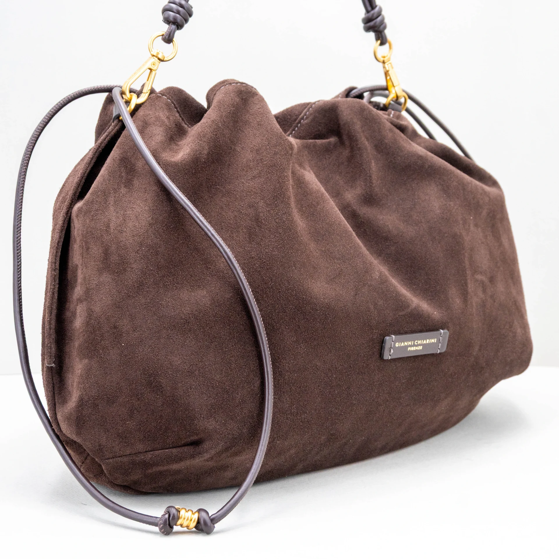 borsa da donna in camoscio marrone elegante