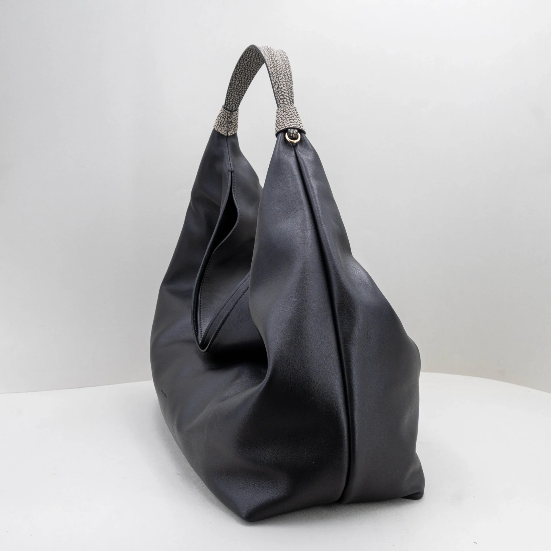 borsa da donna grande in pelle nera