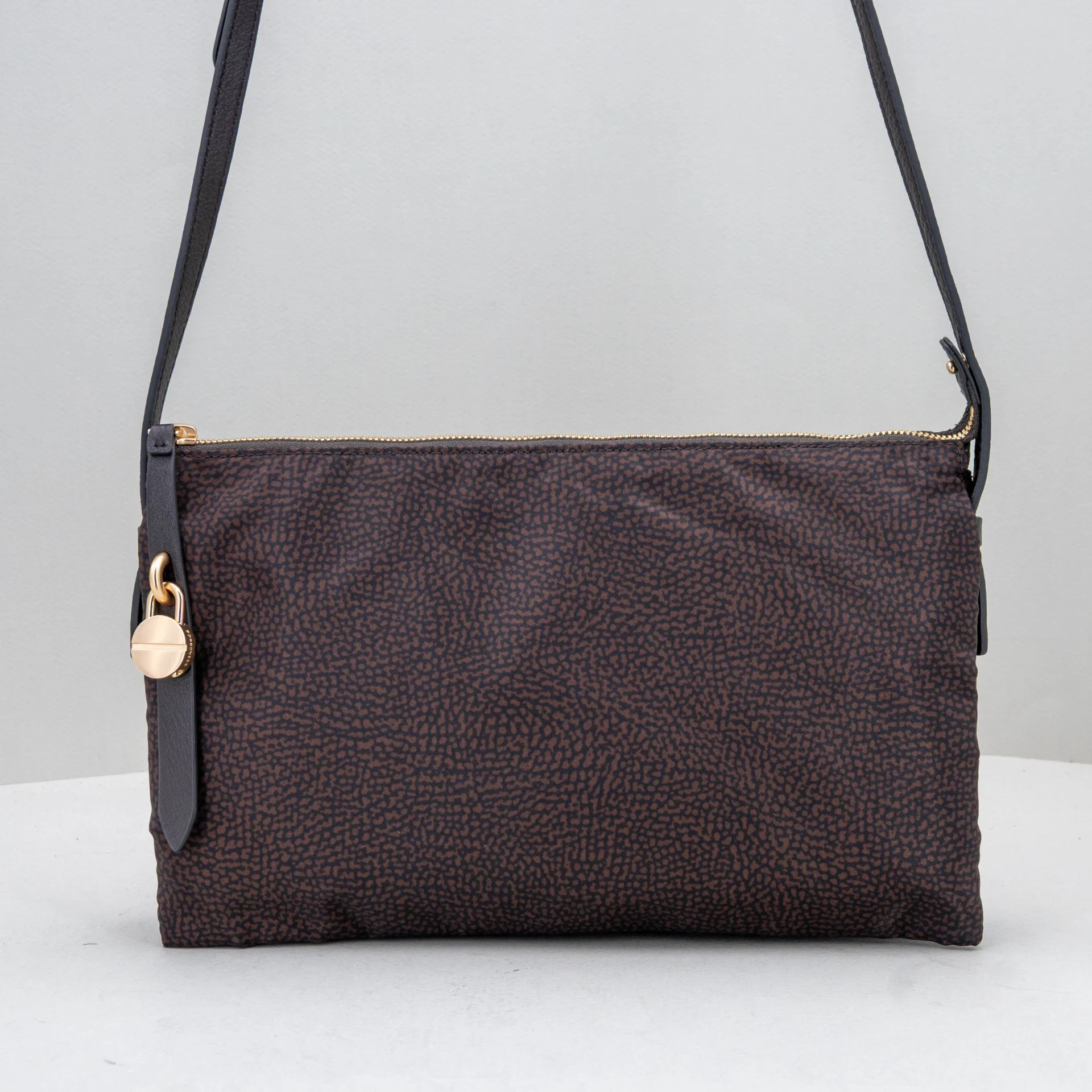 borsa donna piccola in nylon color cioccolato