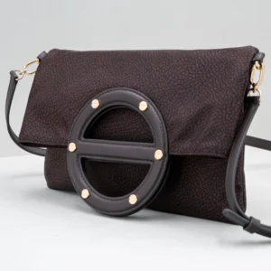 borsa donna in nylon marrone sottile e capiente.