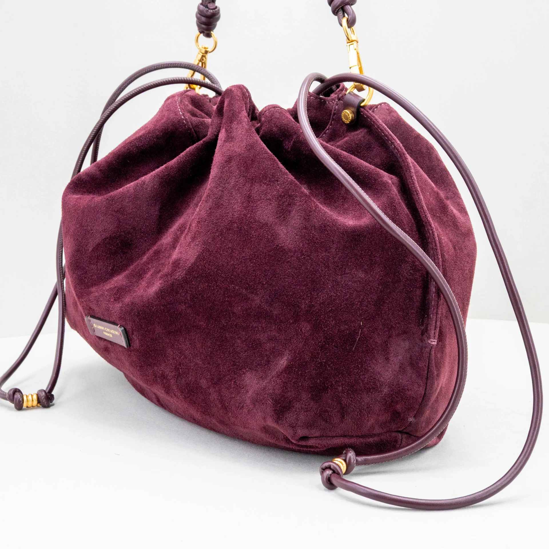 borsa da donna in camoscio bordeaux elegante