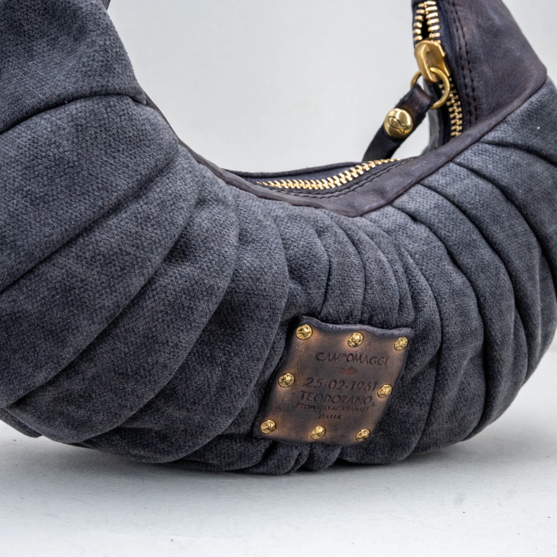 borsa donna elegante in velluto grigio