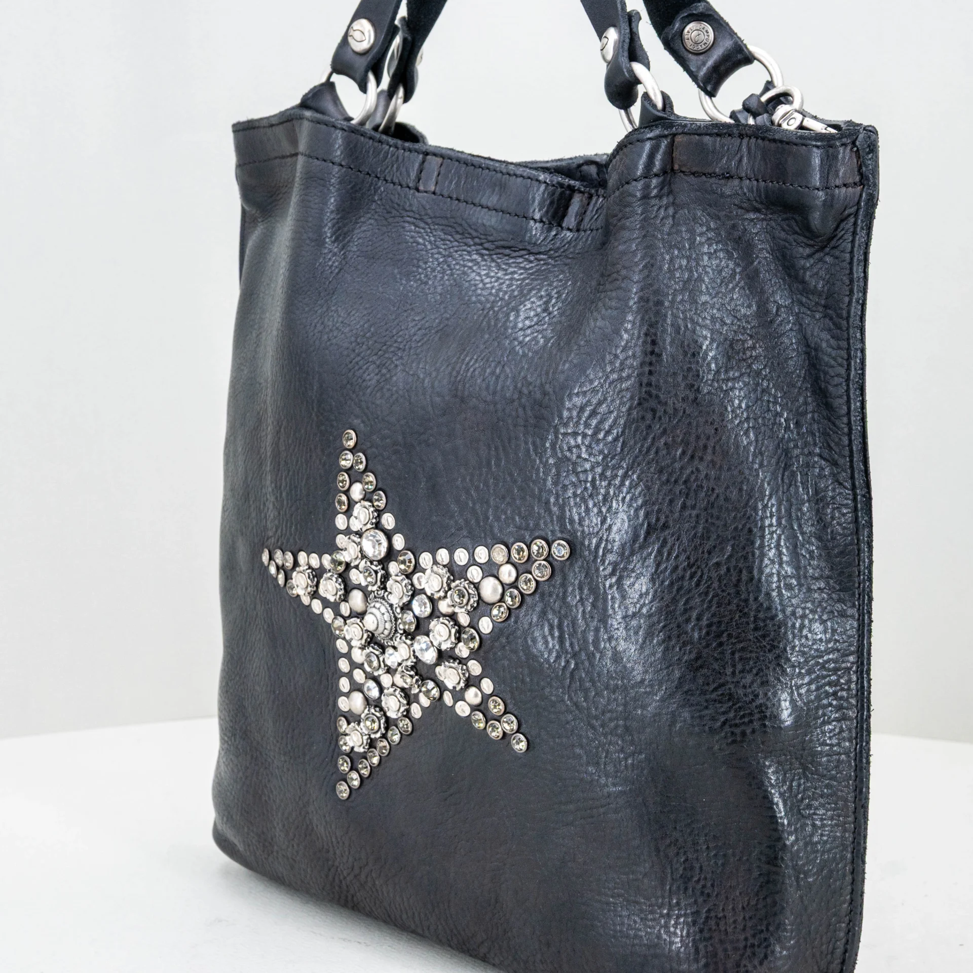 borsa shopping in pregiata pelle colore nero