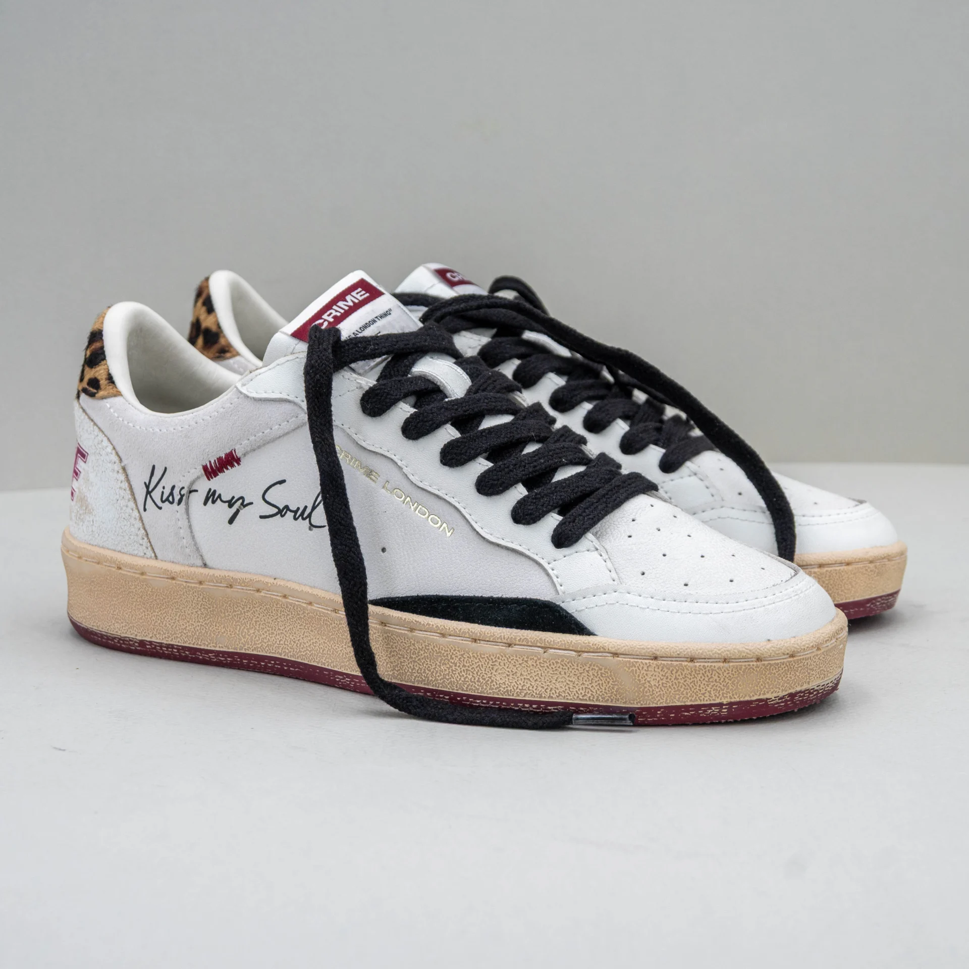Crime London sneaker in pelle bianca da donna