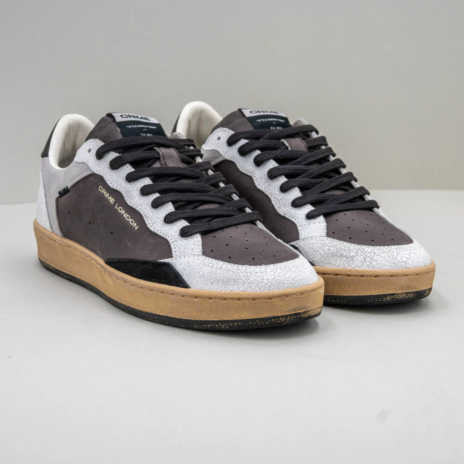 sneaker uomo bassa colore grigio scuro nero e bianco