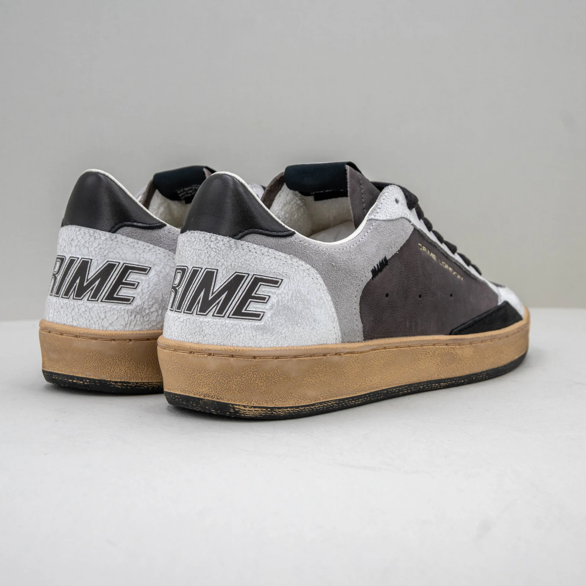 sneaker uomo bassa colore grigio scuro nero e bianco