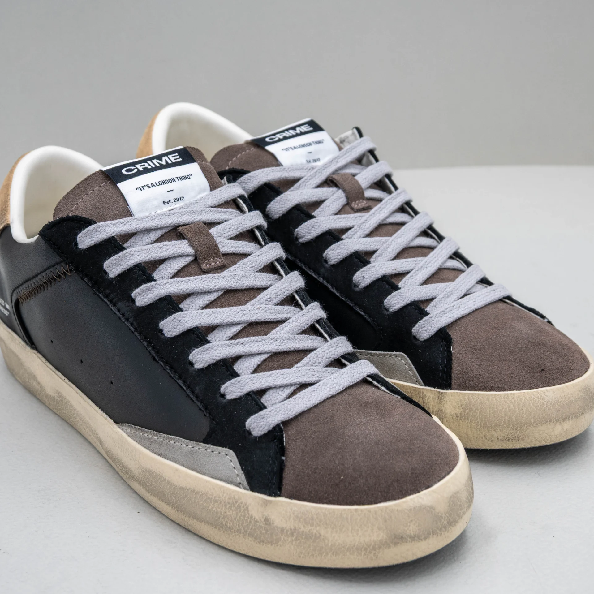 sneaker uomo bassa in pelle nera