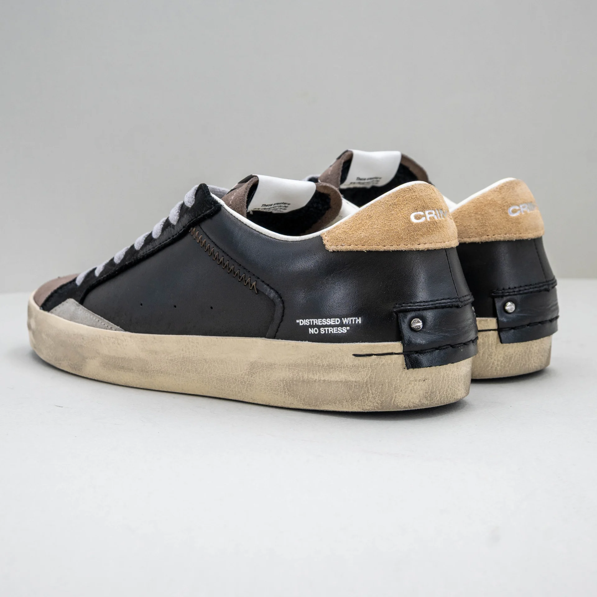 sneaker uomo bassa in pelle nera