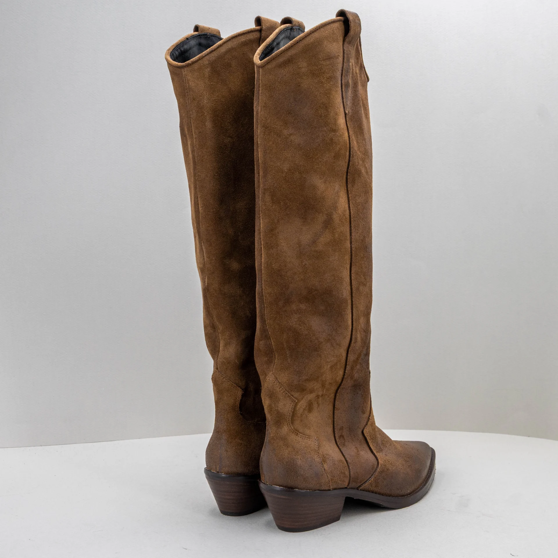 stivale donna alto in camoscio marrone