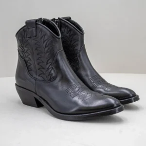stivaletto basso texano donna in pelle nero con ricami