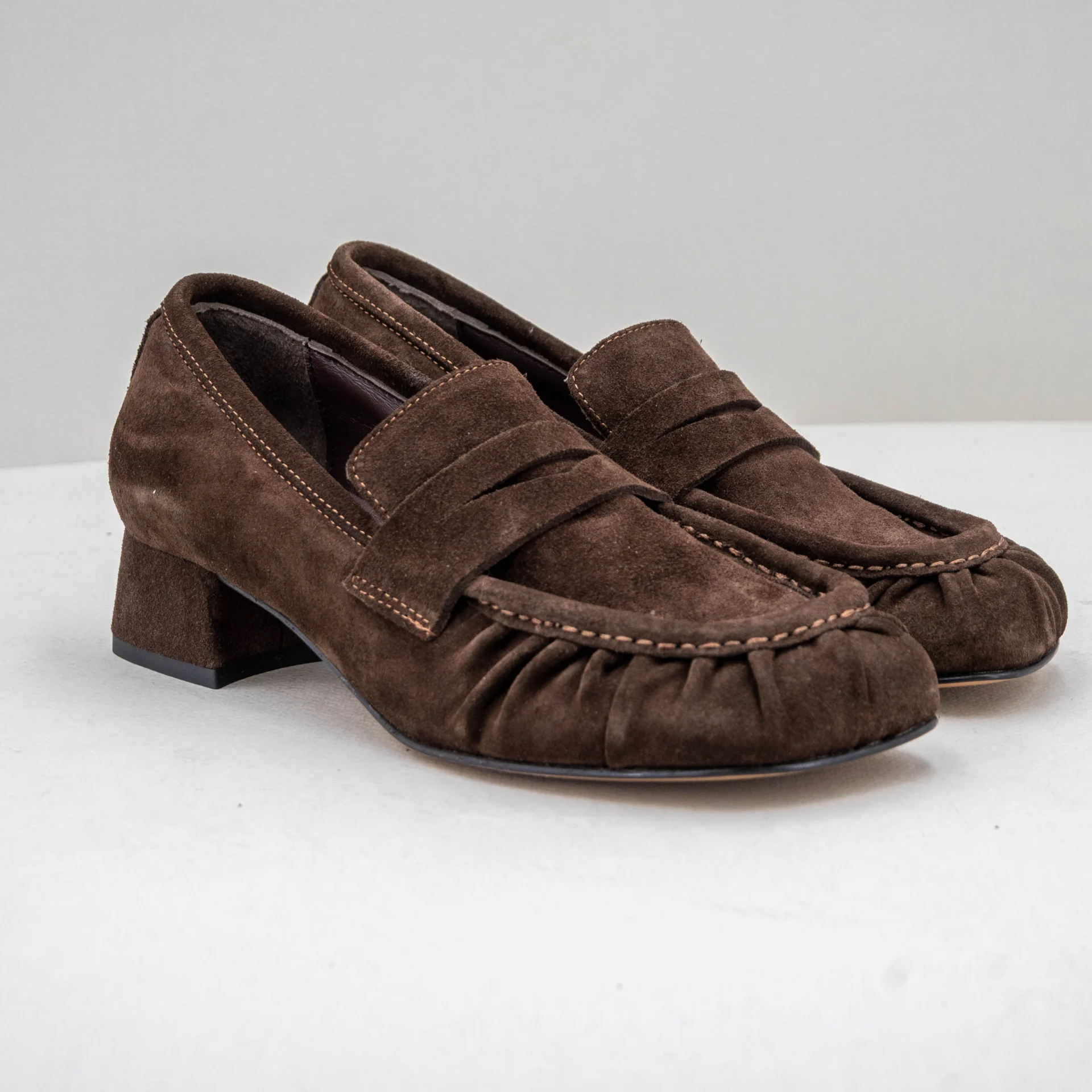 mocassino donna in camoscio marrone