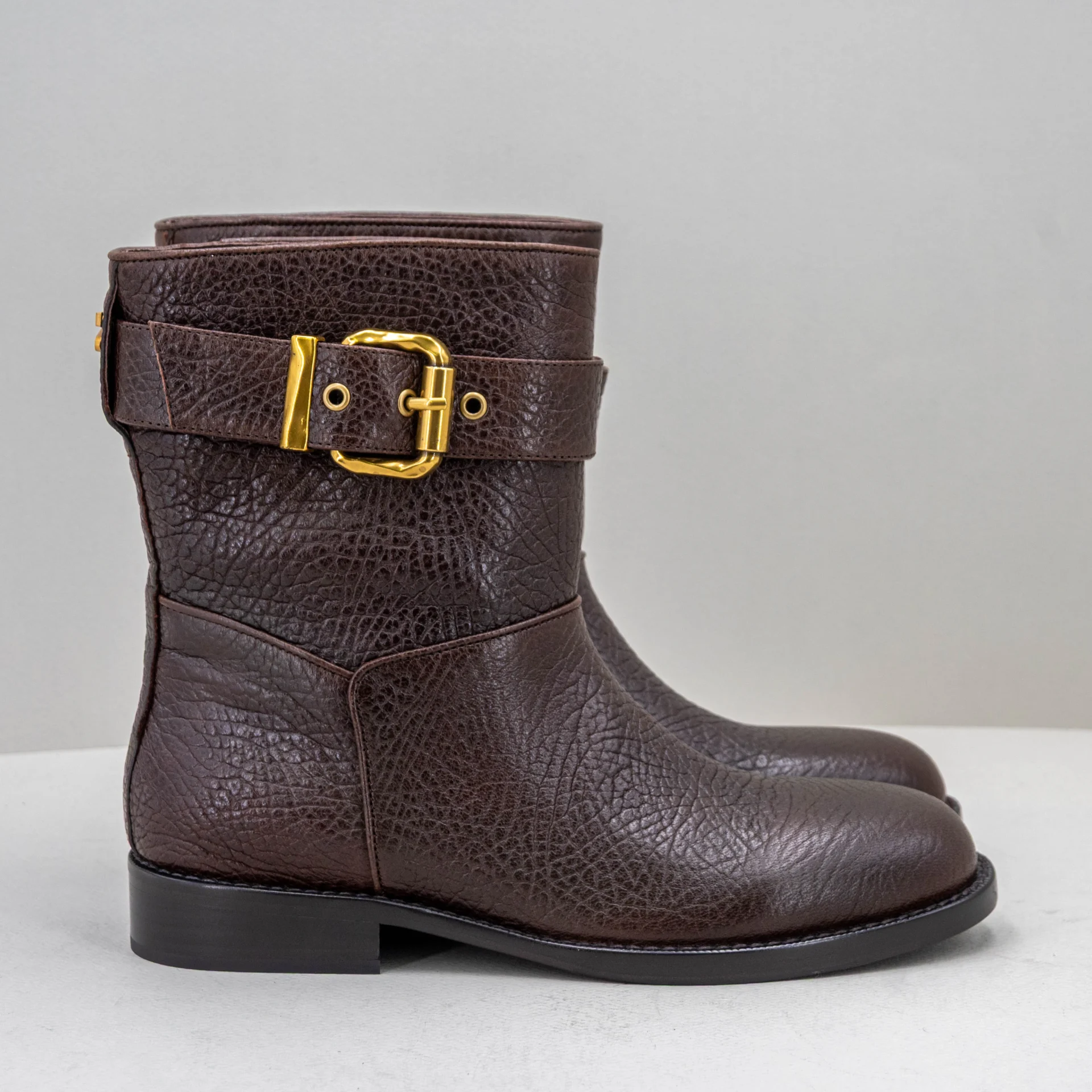 stivaletto donna in vera pelle colore marrone scuro