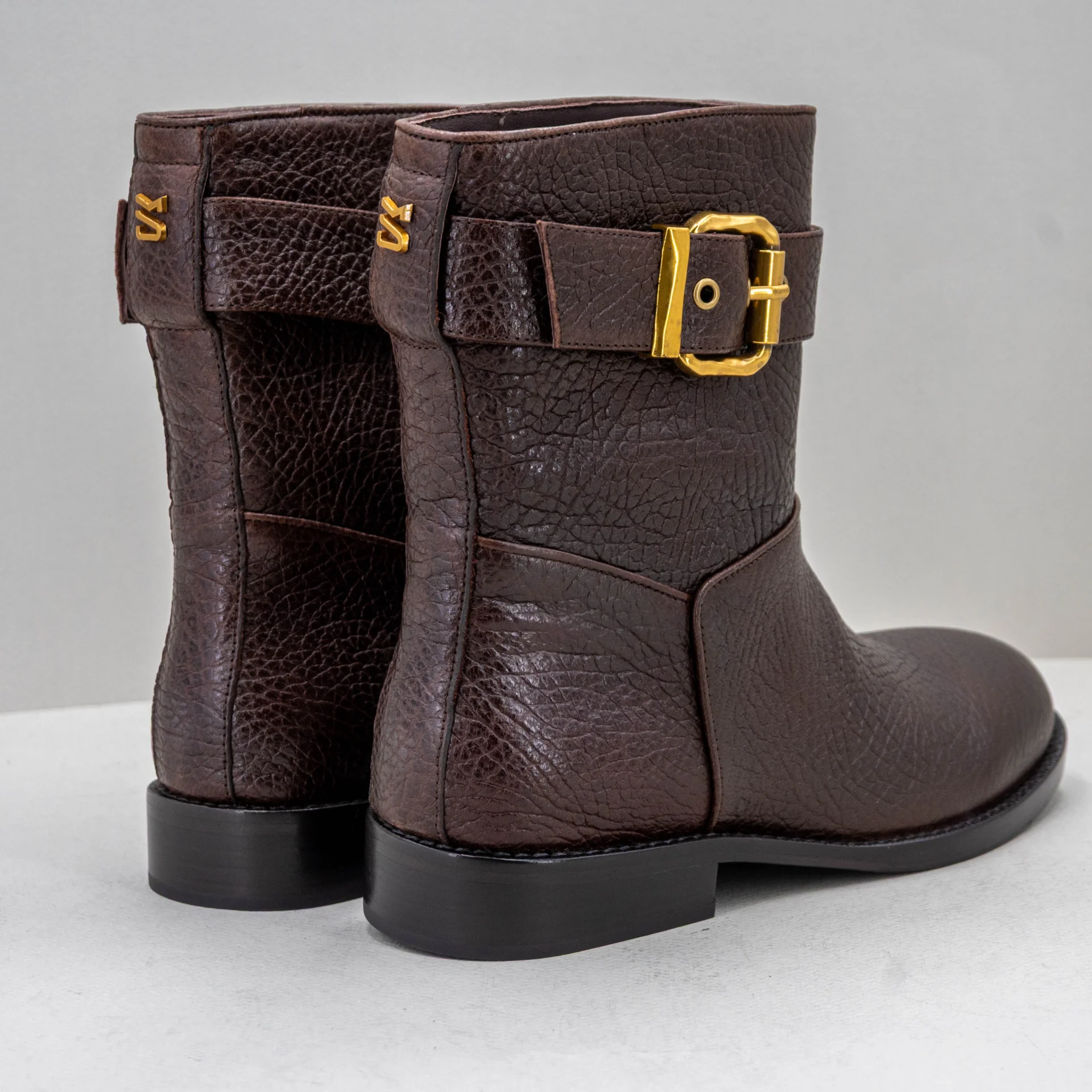stivaletto donna in vera pelle colore marrone scuro