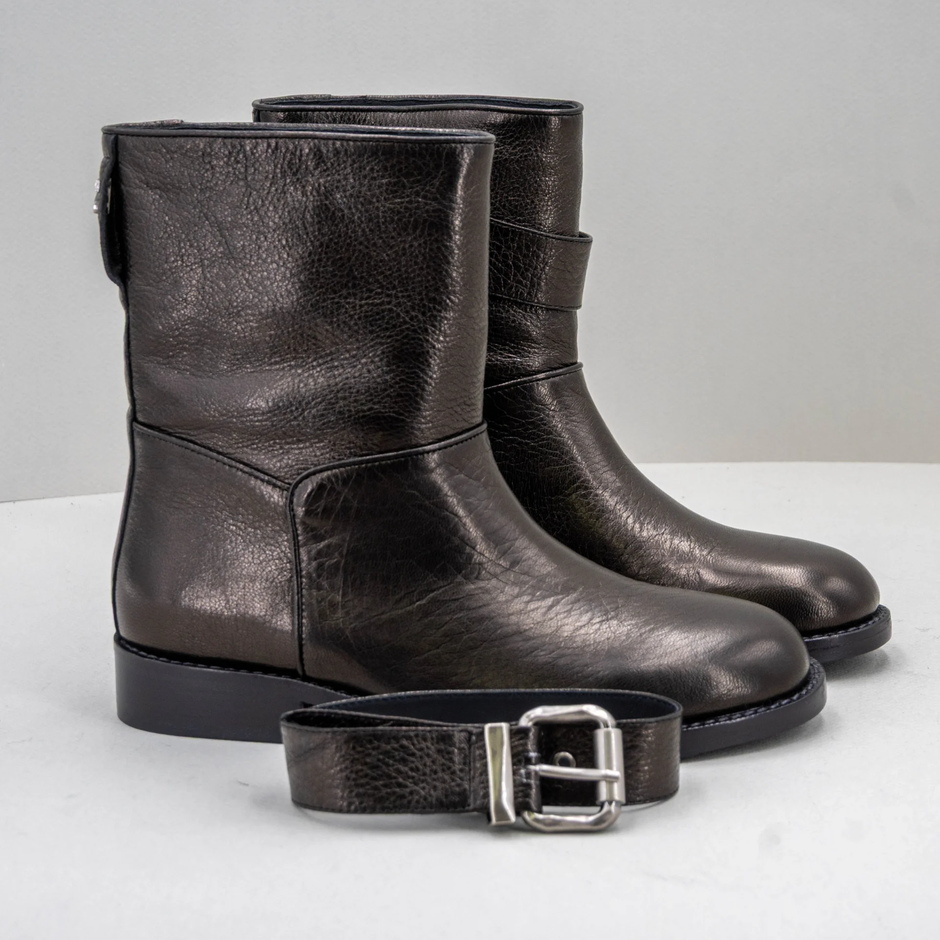 stivaletto donna in vera pelle nero