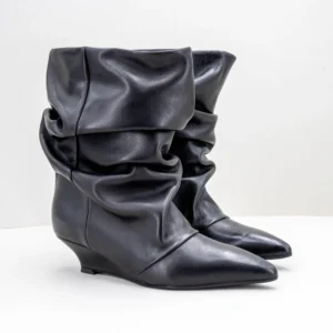stivale donna tacco basso in pelle colore nero